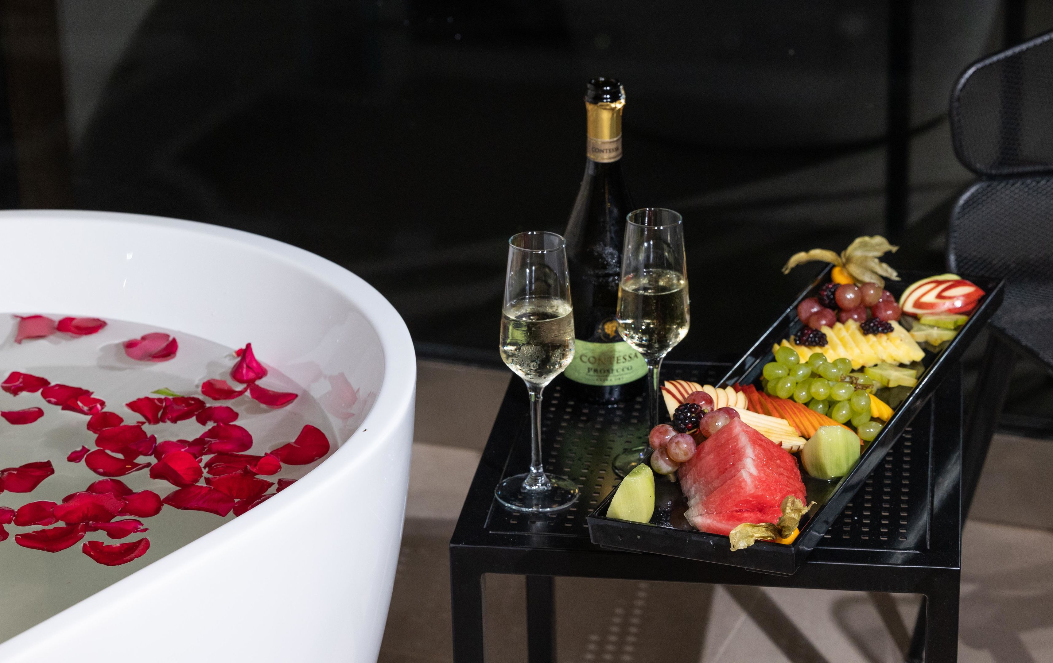 088 - Cabana Blu Hotel & Suites.jpg