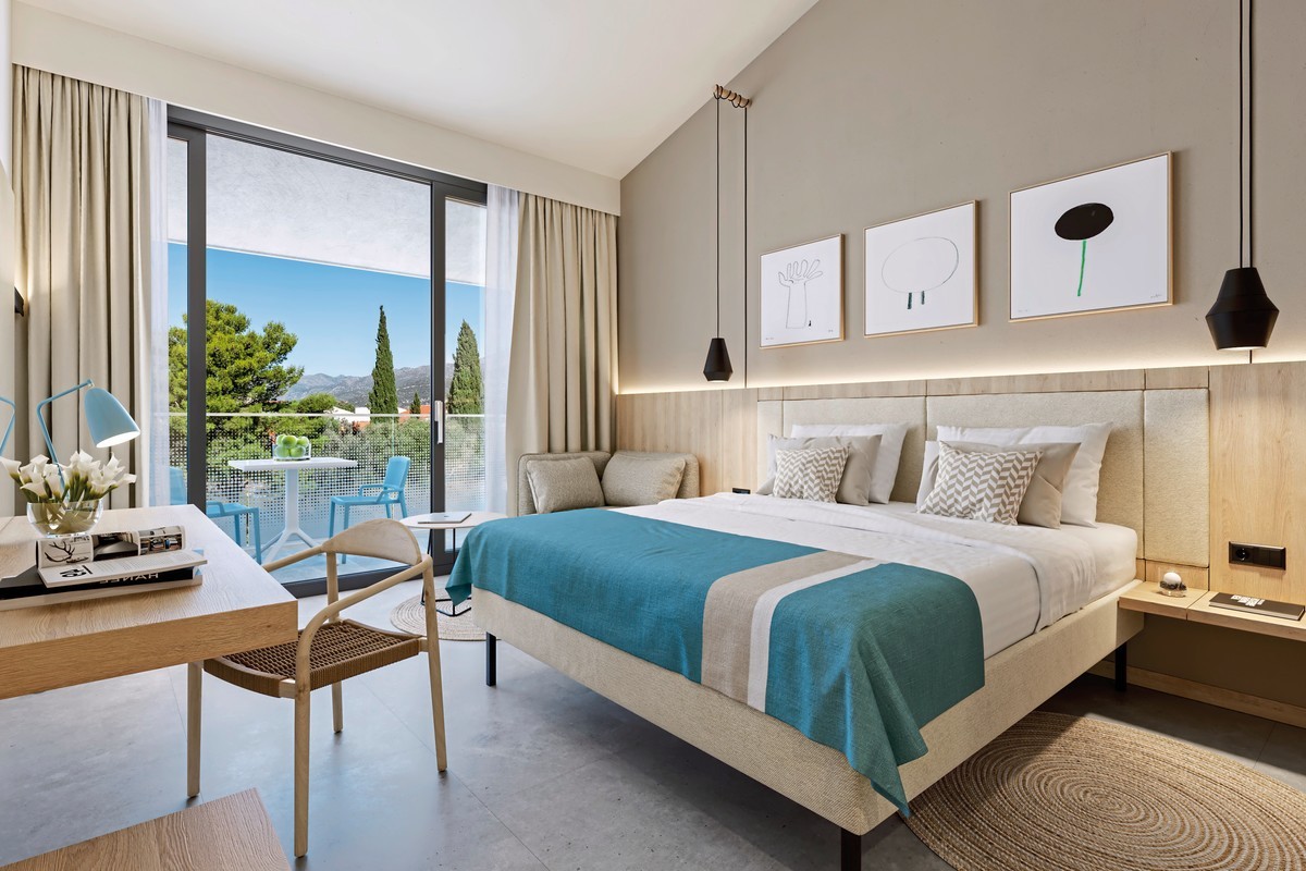 012 - Valamar Tirena Hotel.jpg