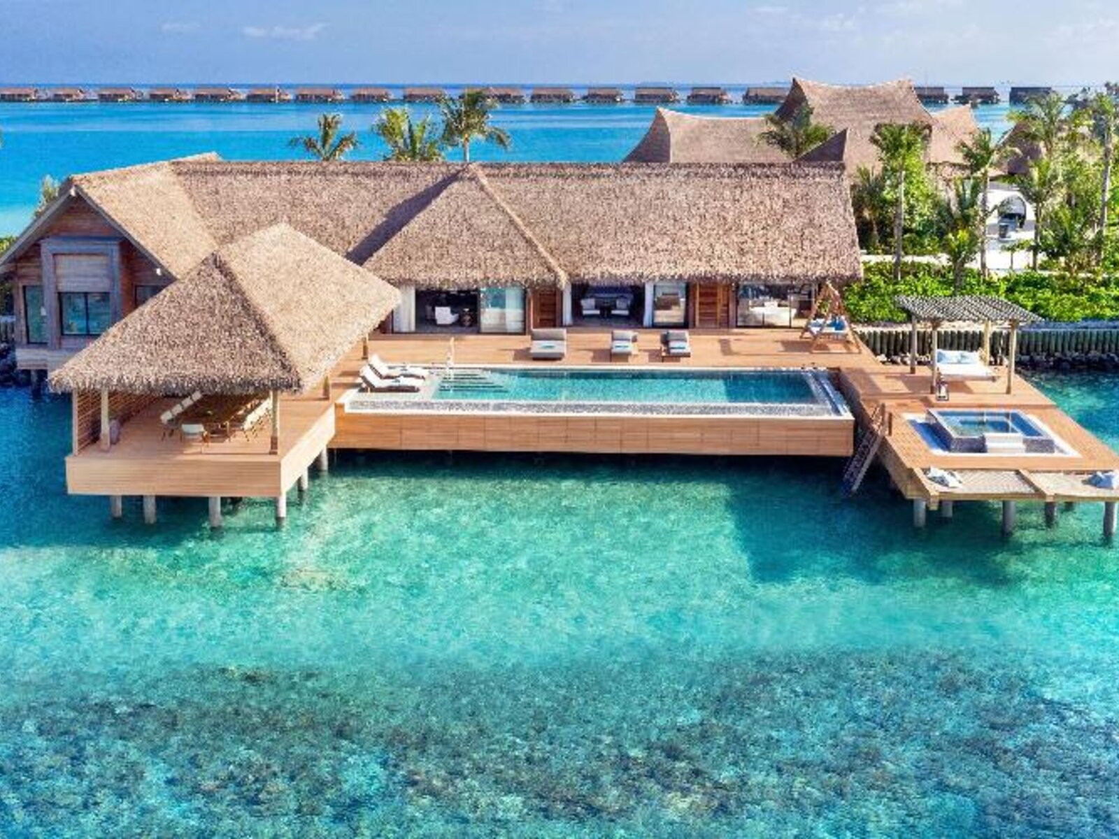 031 - Waldorf Astoria Maldives Ithaafushi .jpg