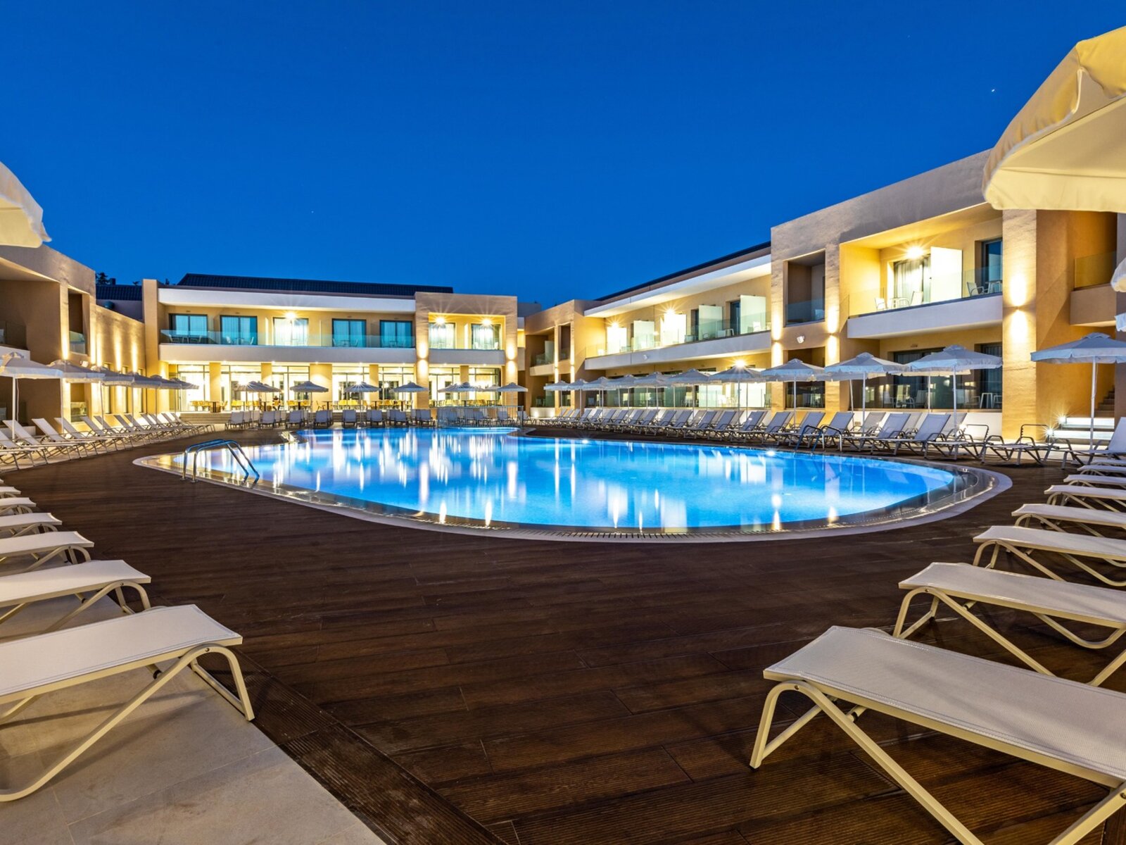 008 - White Olive Elite Laganas.jpg