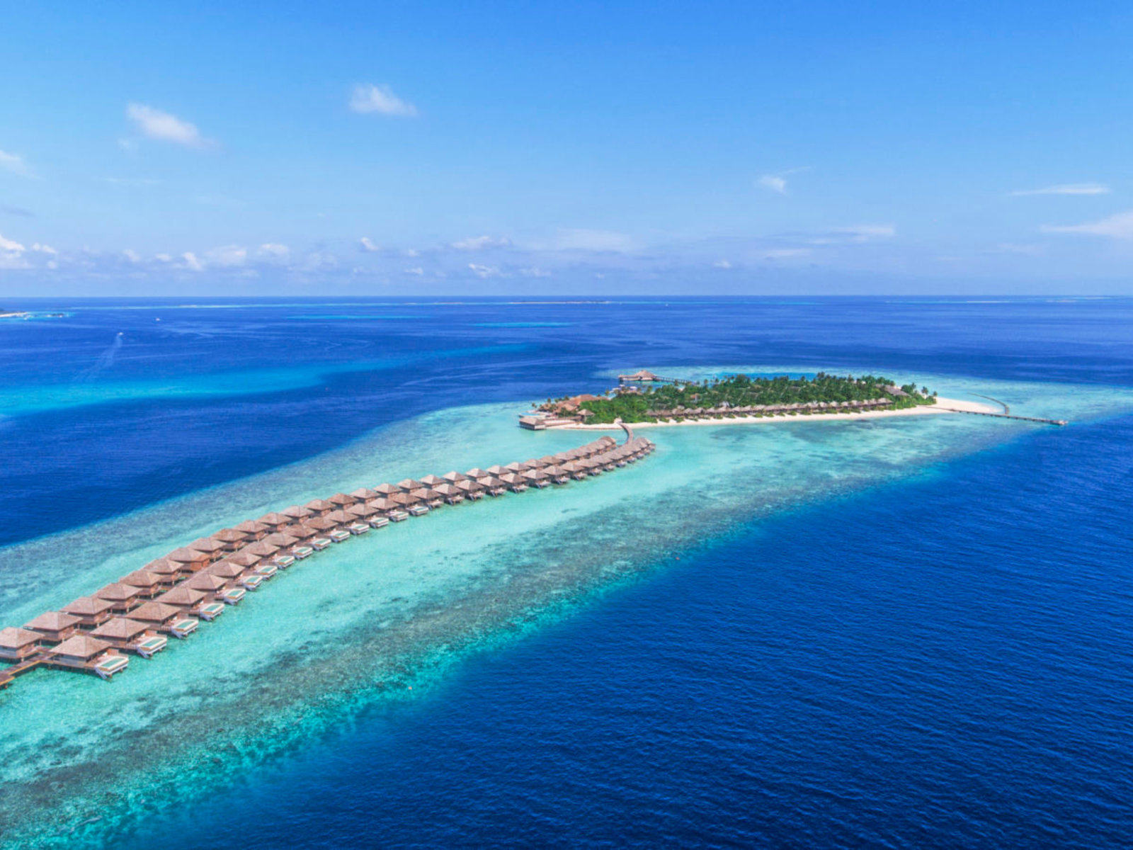 9150197 - Hurawalhi Island Resort Maldives.jpg