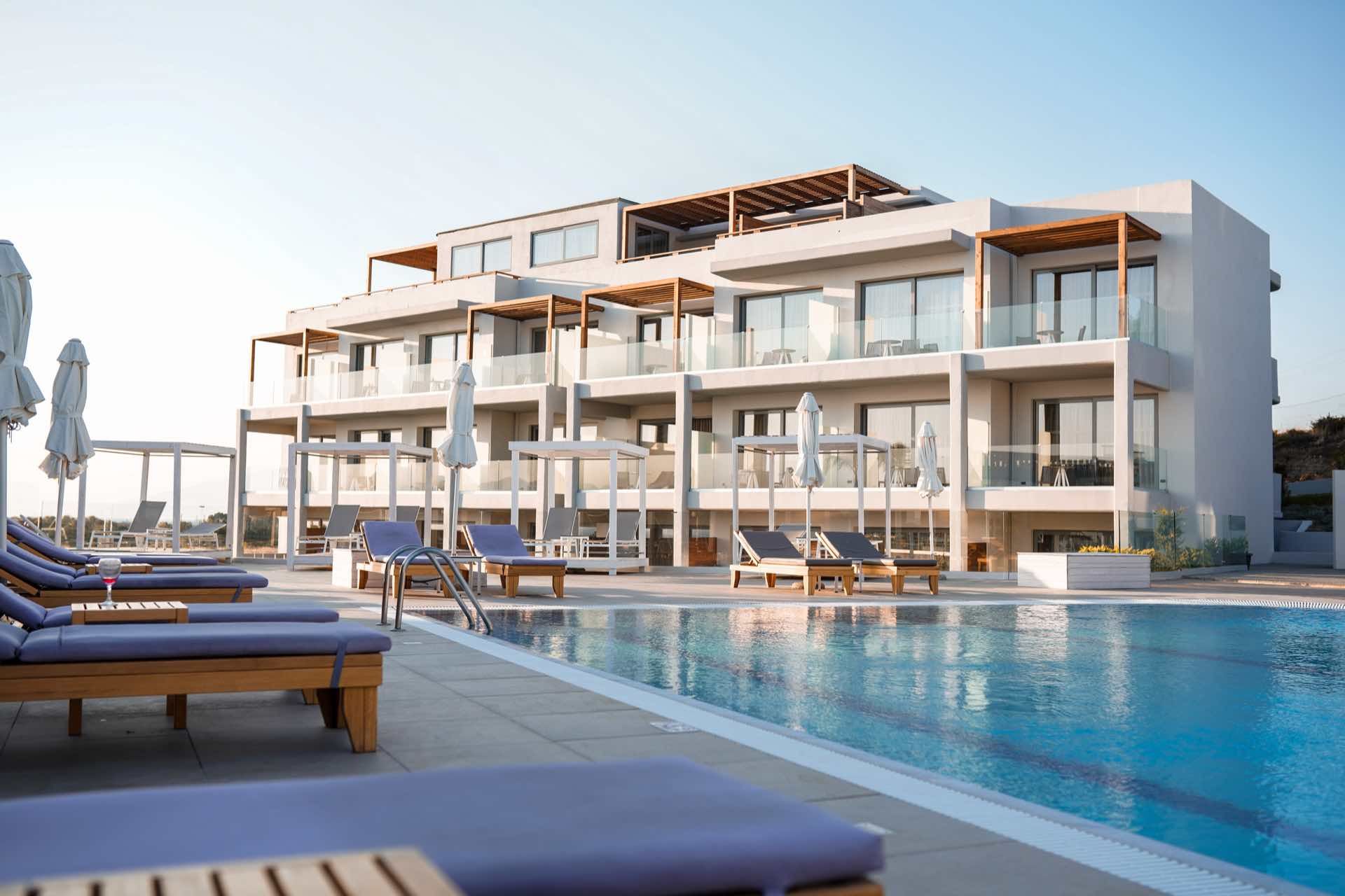 001 - Harmony Crest Resort.jpg