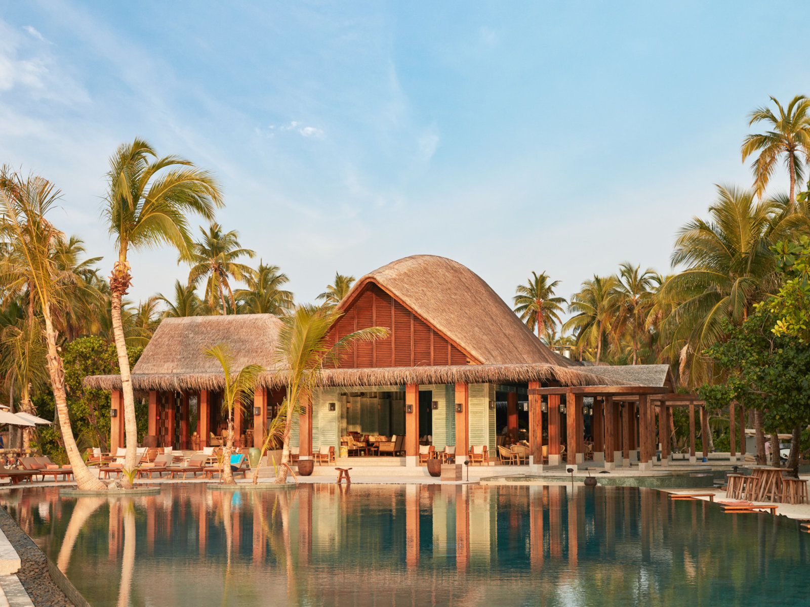 010 - Joali Maldives.jpg