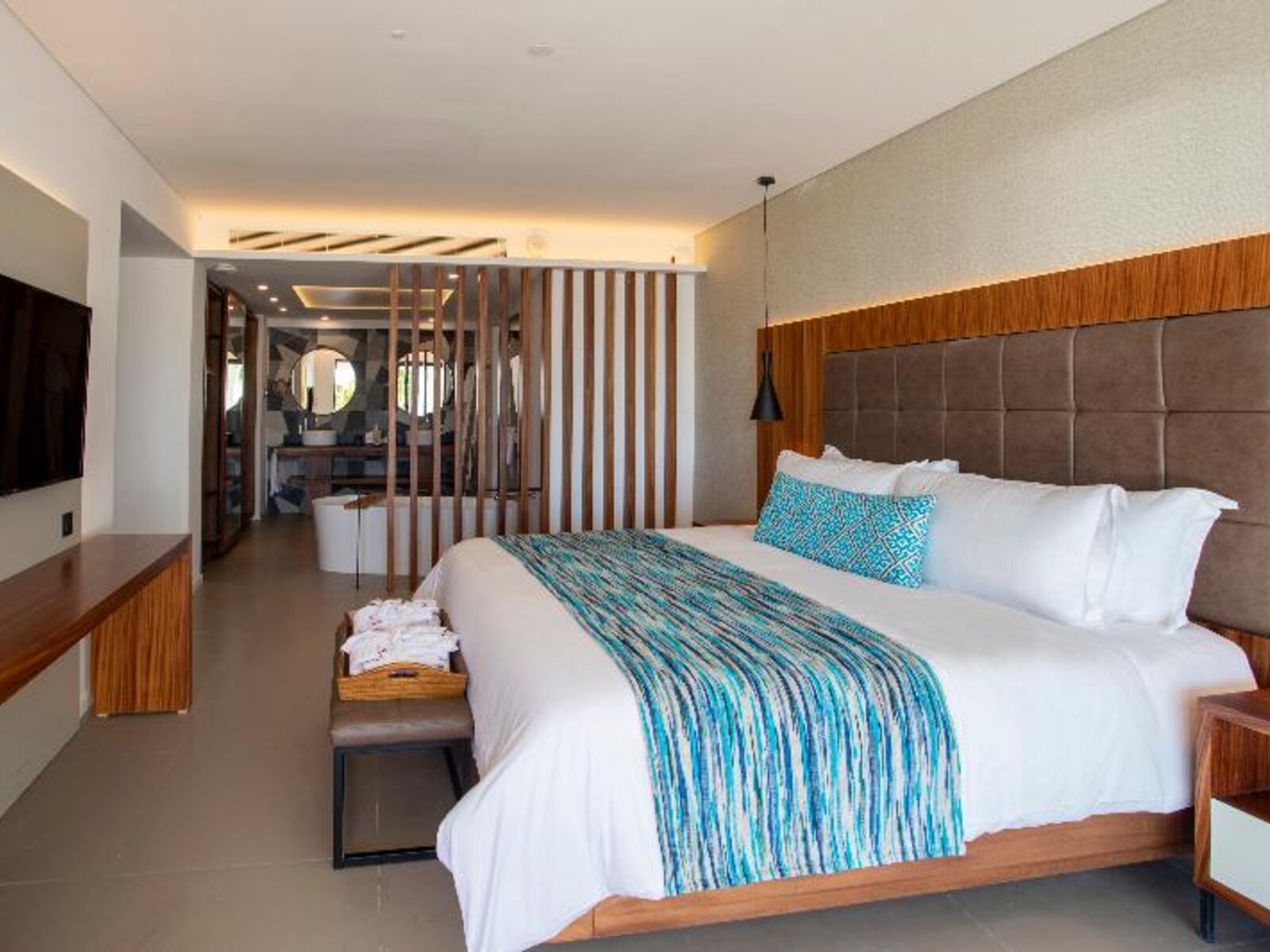 027 - Majestic Elegance Playa Mujeres .jpg