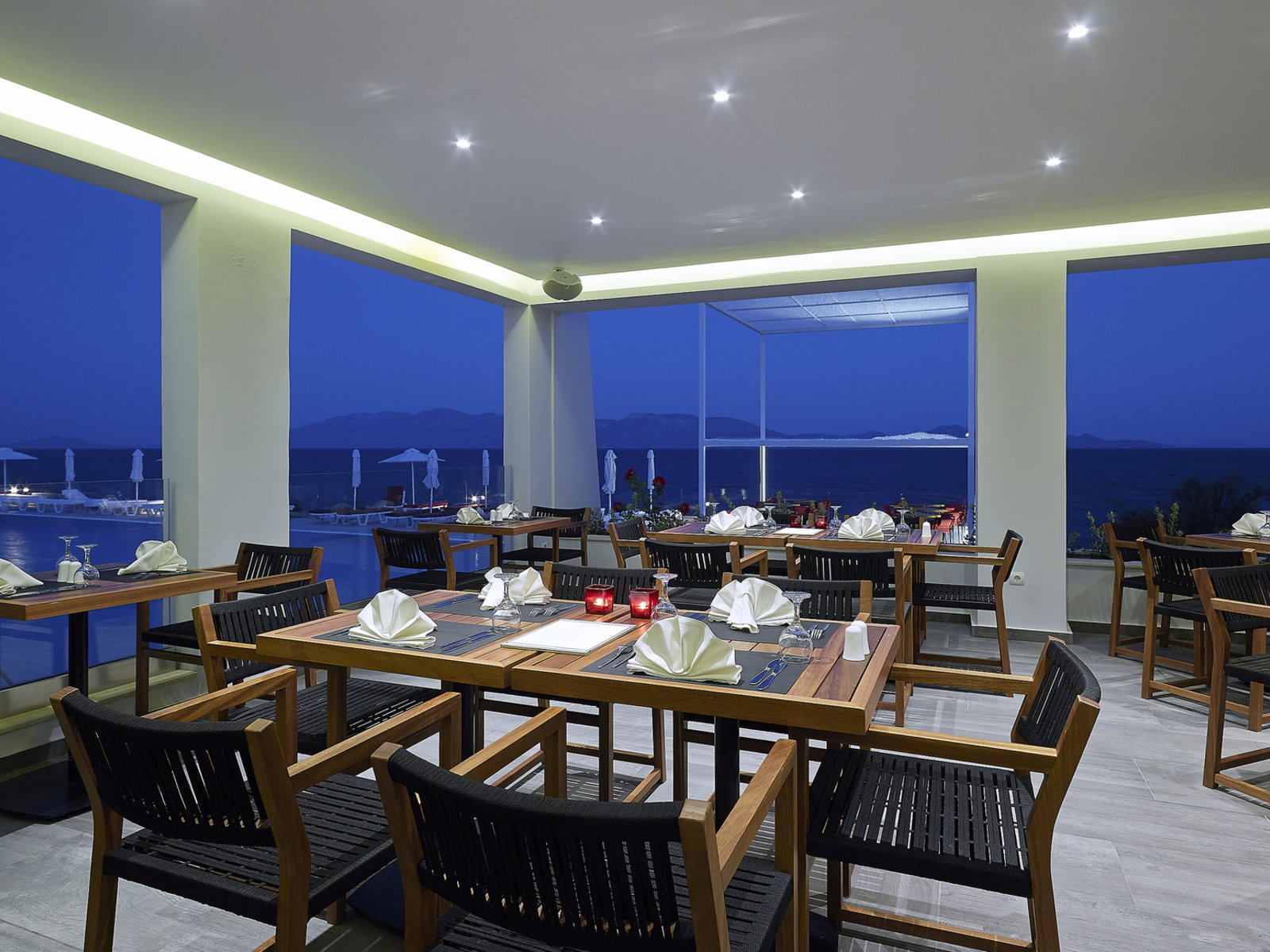 010 - Dimitra Beach Resort.jpg