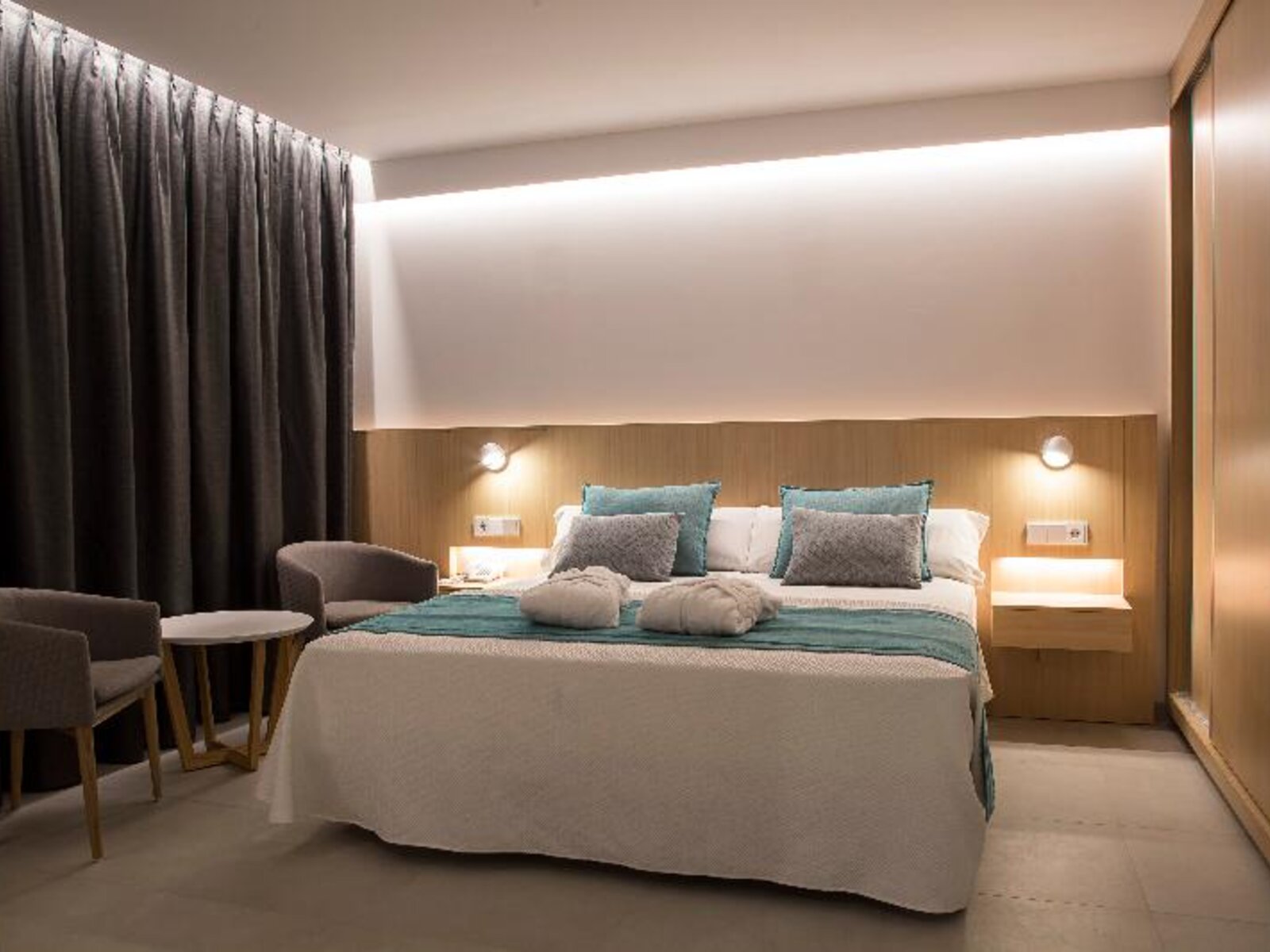 026 - Hotel Gran Sagitario.jpg