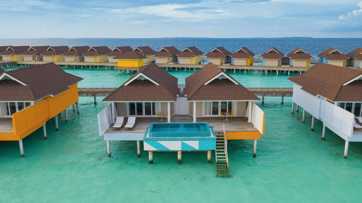 011 - The Standard, Huruvalhi Maldives.jpg