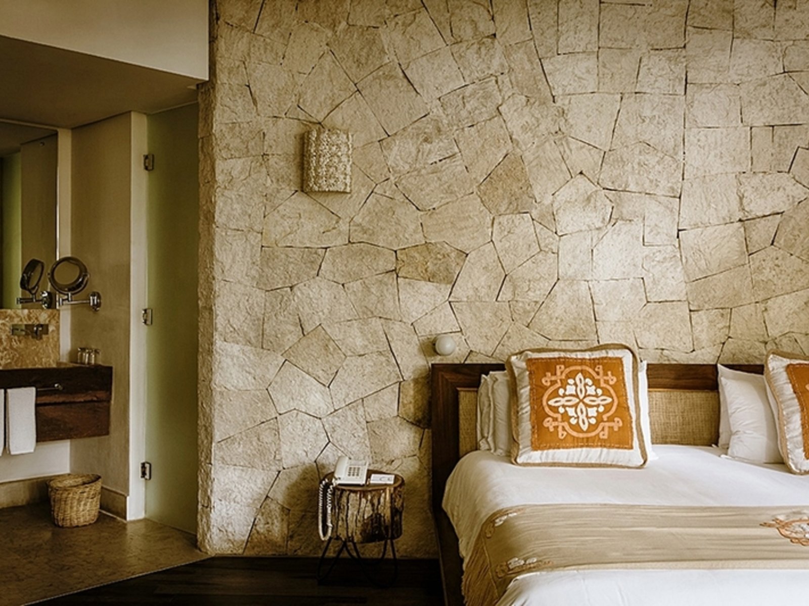 100183999 - Be Tulum.jpg