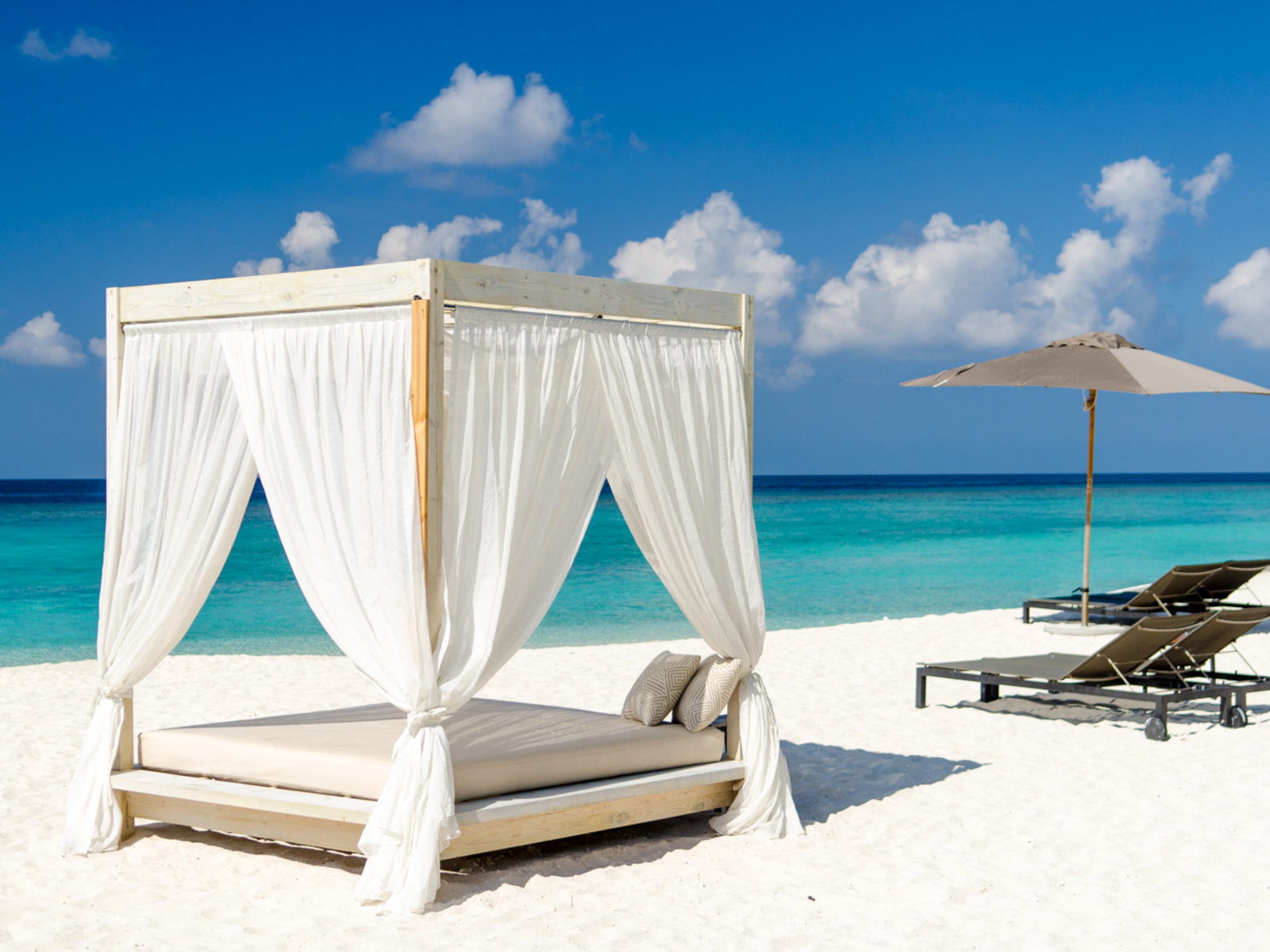 011 - Amilla Fushi.jpg