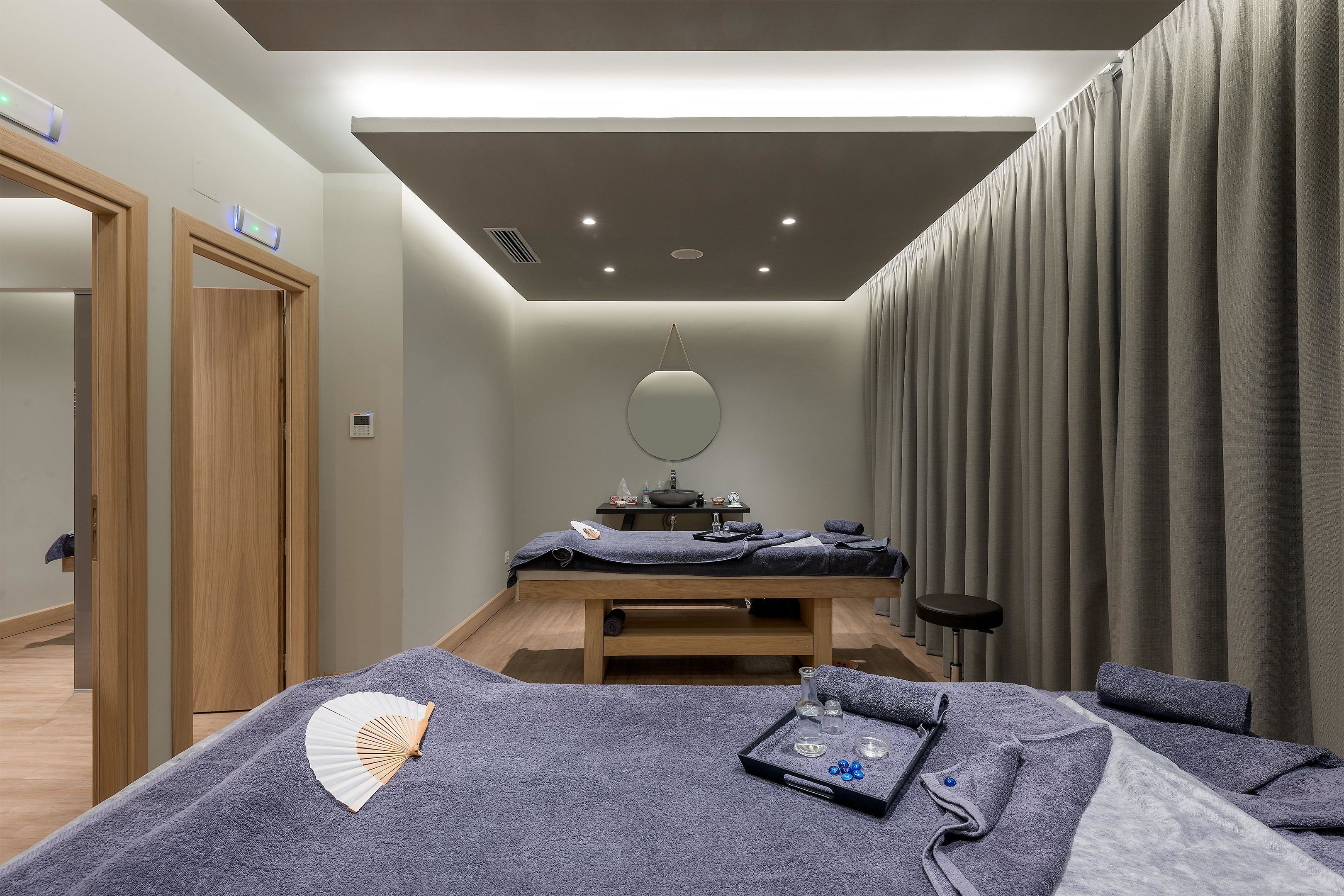 039 - Ikones Seafront Luxury Suites.jpg