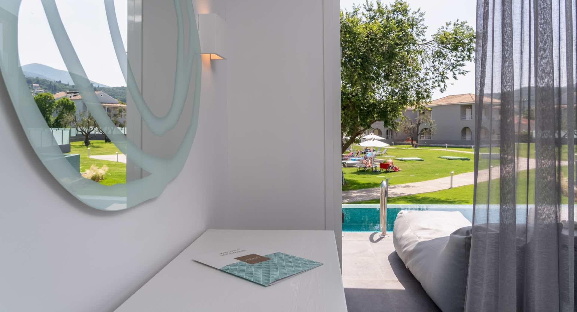 033 - Acharavi Vissalo by Acharavi Beach.jpg