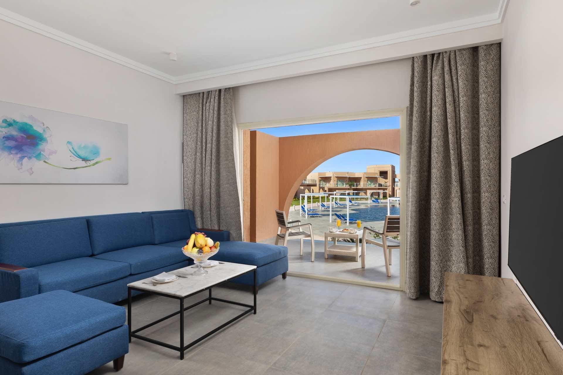 004 - Neverland Resort.jpg