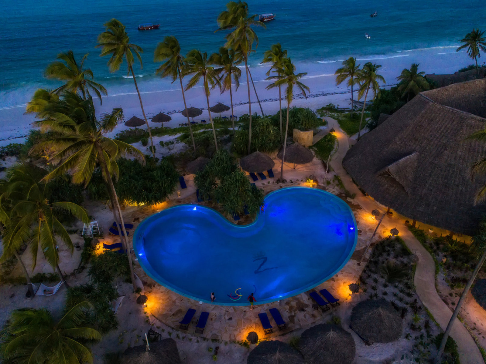 015 - Zanzibar Queen Hotel.jpg