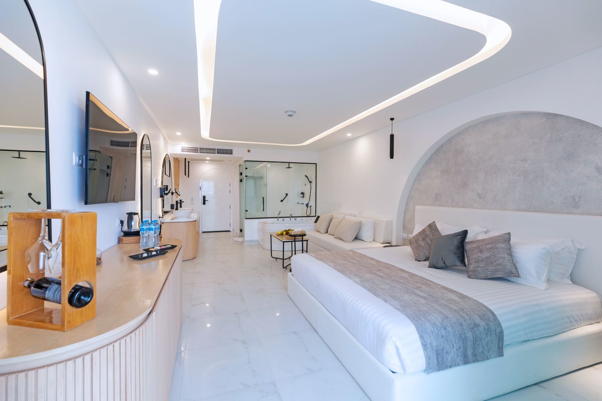 018 - Sunrise White Hills Resort.jpg