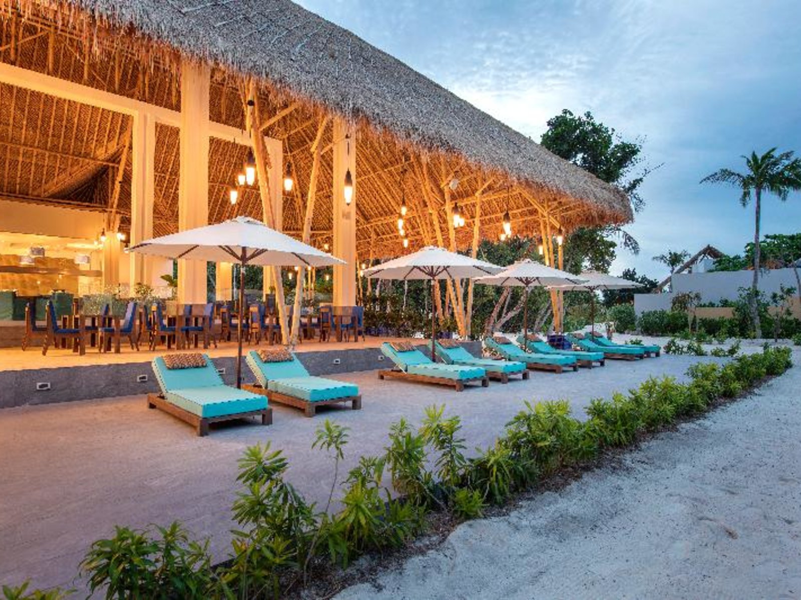 022 - Emerald Maldives Resort & Spa.jpg