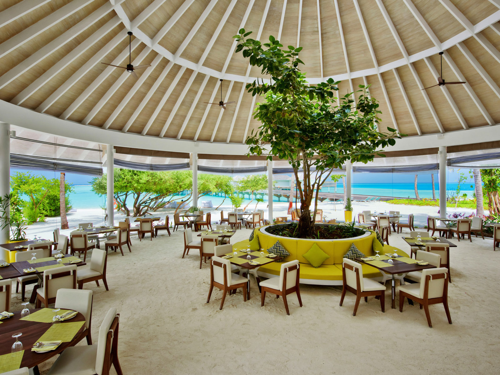 020 - Kandima Maldives .jpg