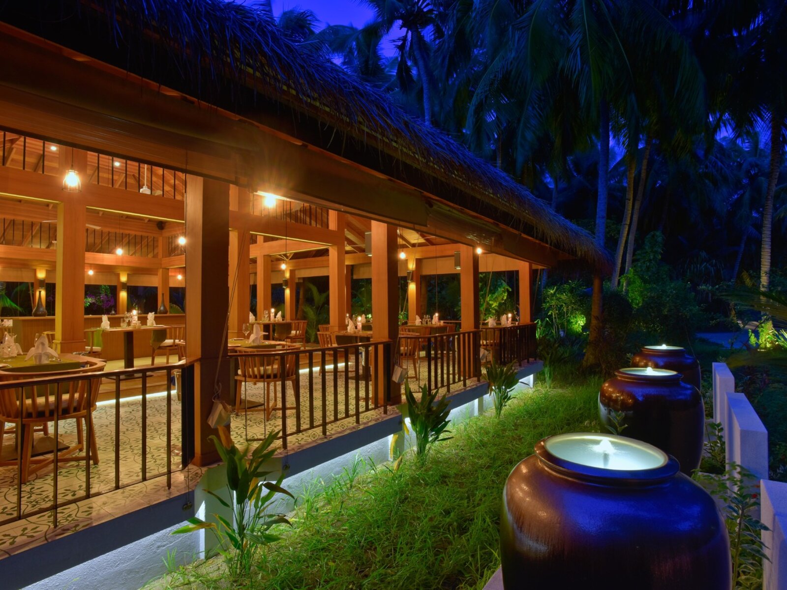 020 - Kuramathi Island Resort.jpg