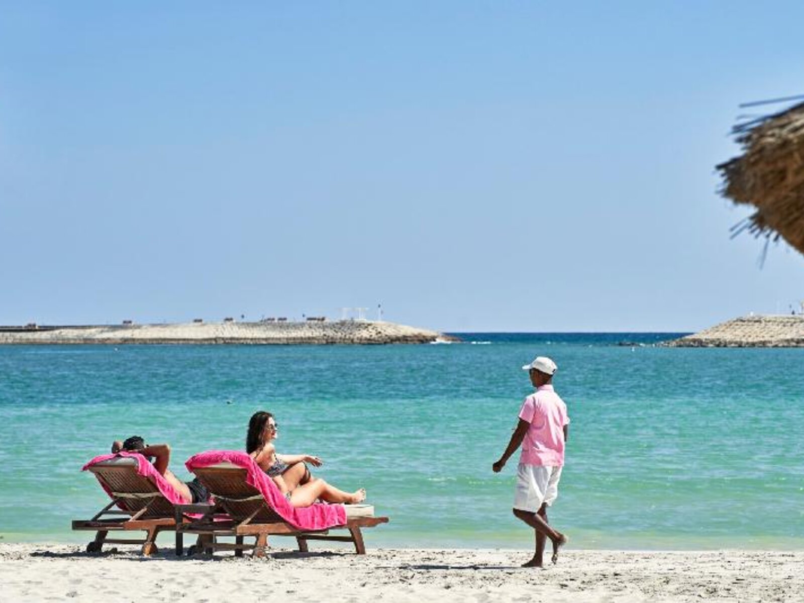 004 - Juweira Boutique.jpg