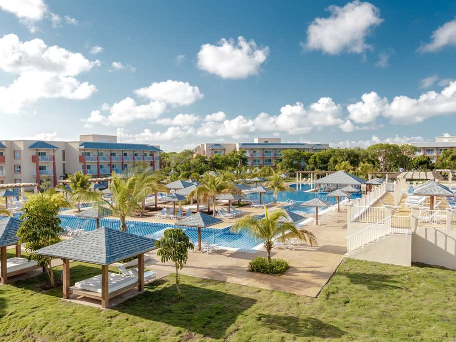 049 - Melia Jardines del Rey.jpg