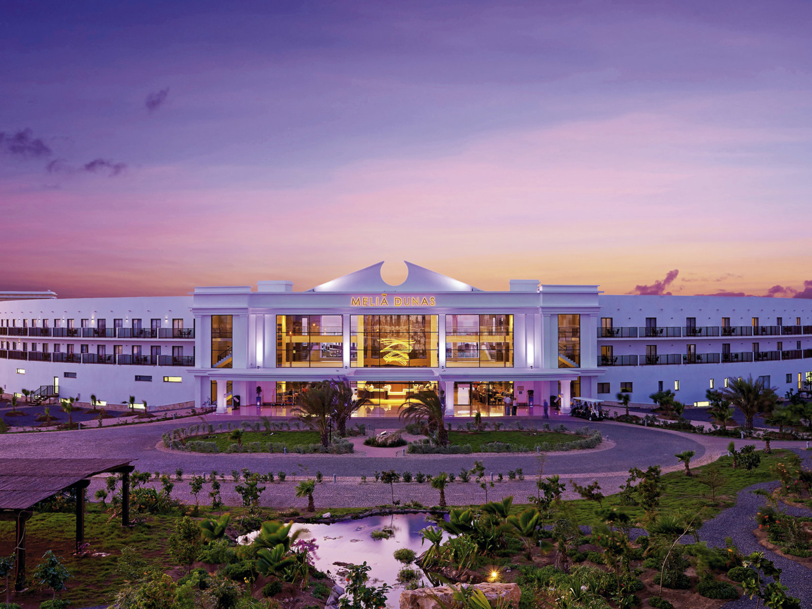 004 - Melia Dunas Beach Resort & Spa.jpg