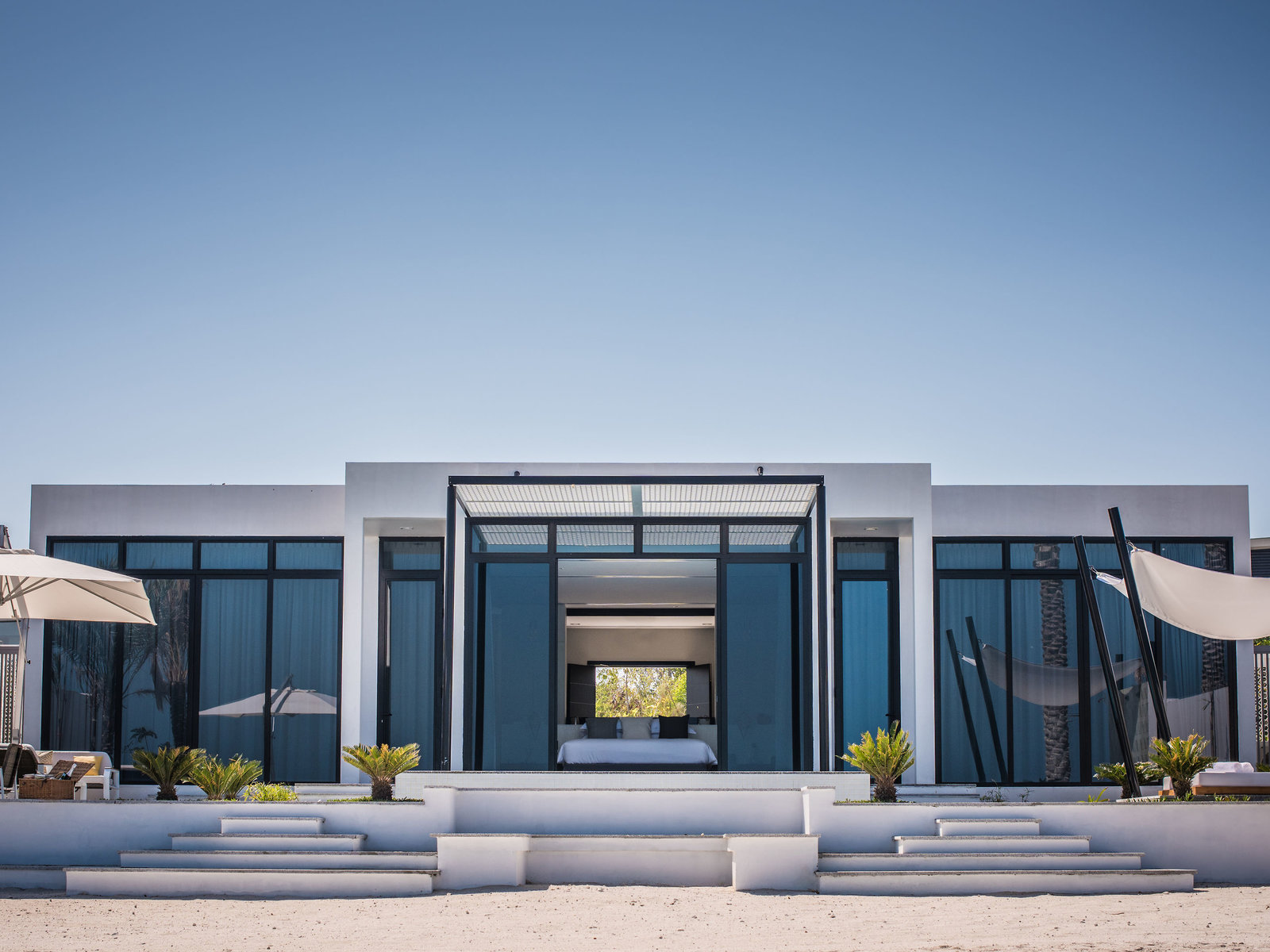 001 - Zaya Nurai Island.jpg