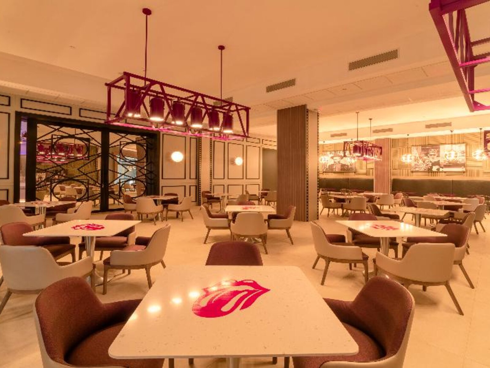 022 - Planet Hollywood Beach Resort Cancun .jpg