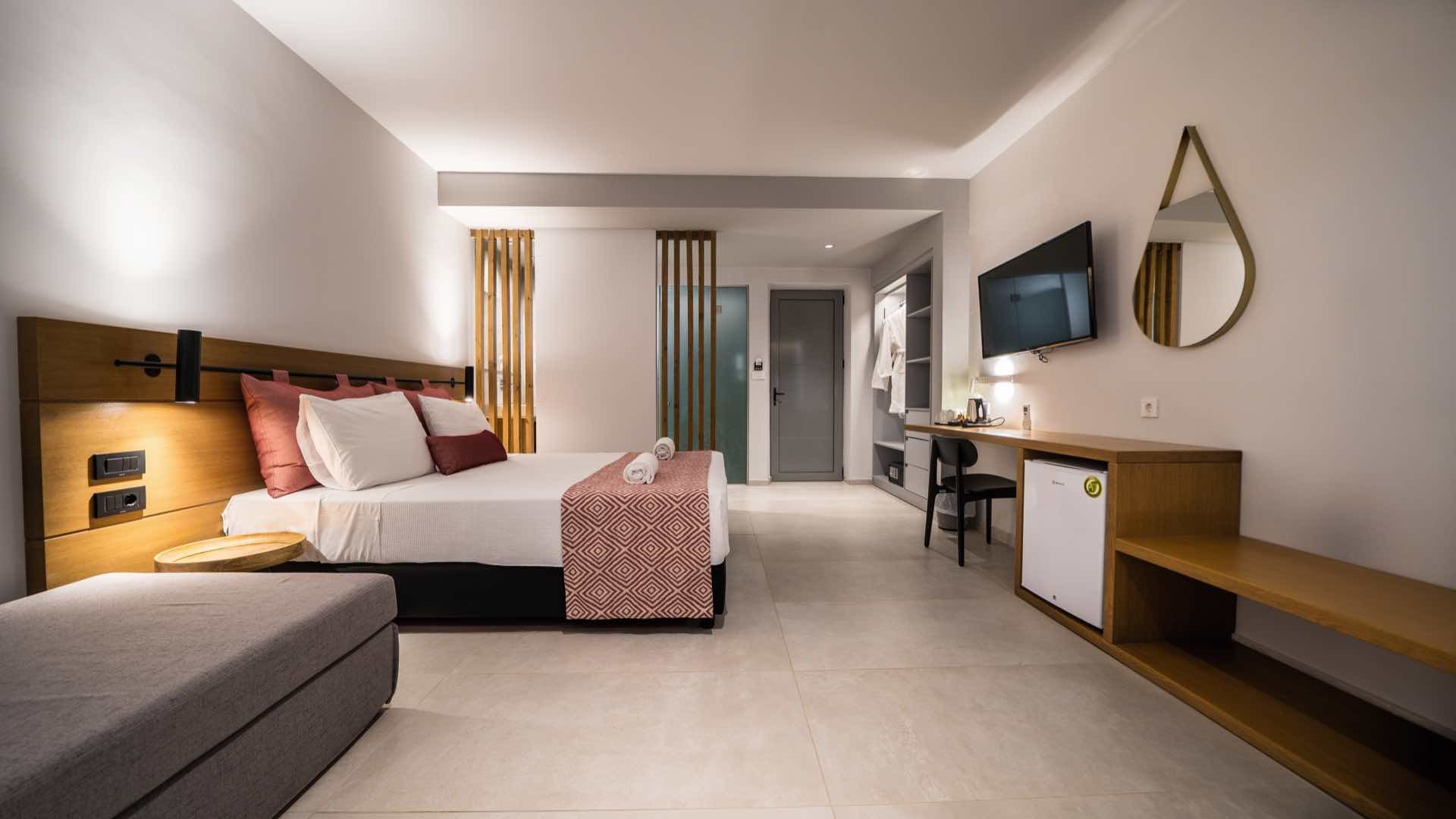 038 - Harmony Crest Resort.jpg