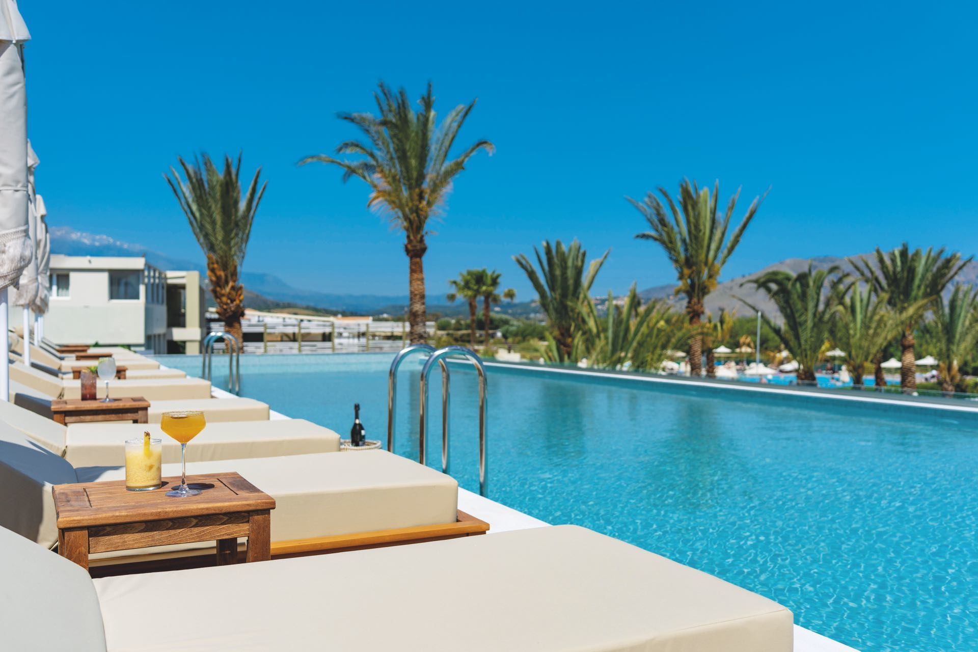 007 - Georgioupolis Suites.jpg