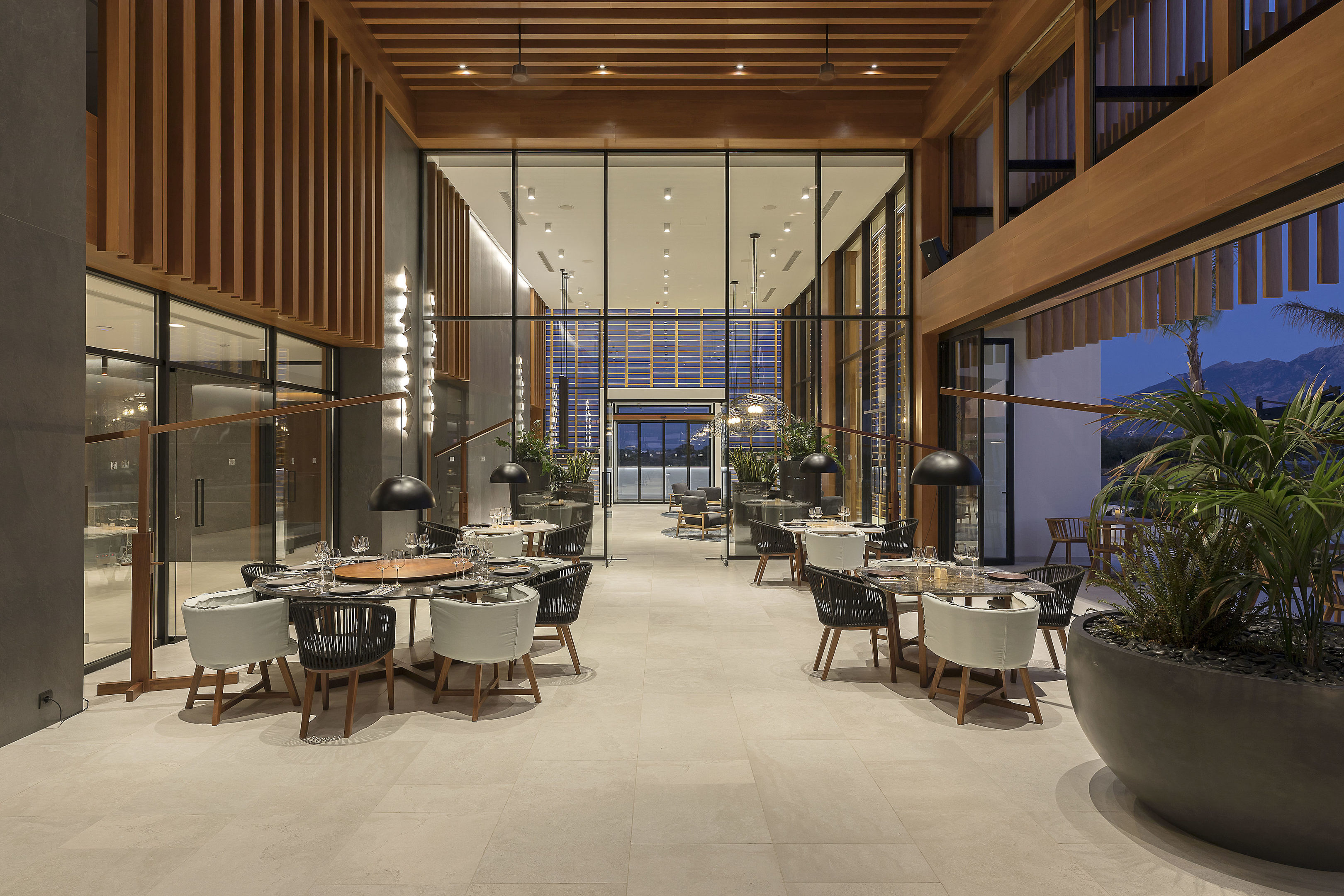 029 - D´Andrea Lagoon All-Suites .jpg