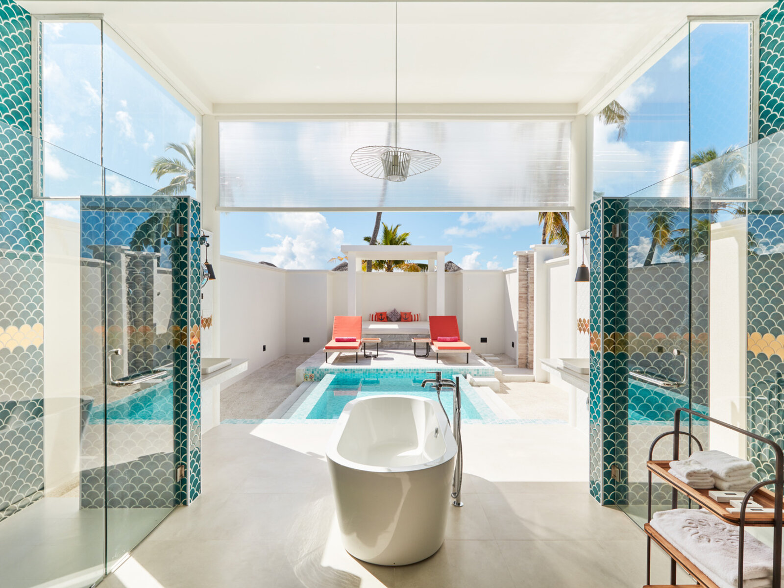 041 - Sun Aqua Iru Veli.jpg