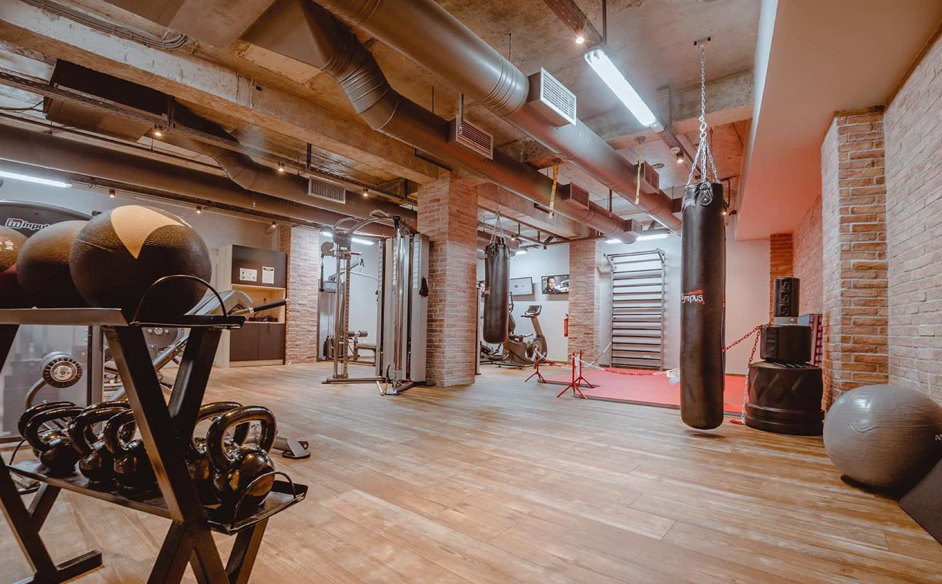 022 - The Z Club Hotel .jpg