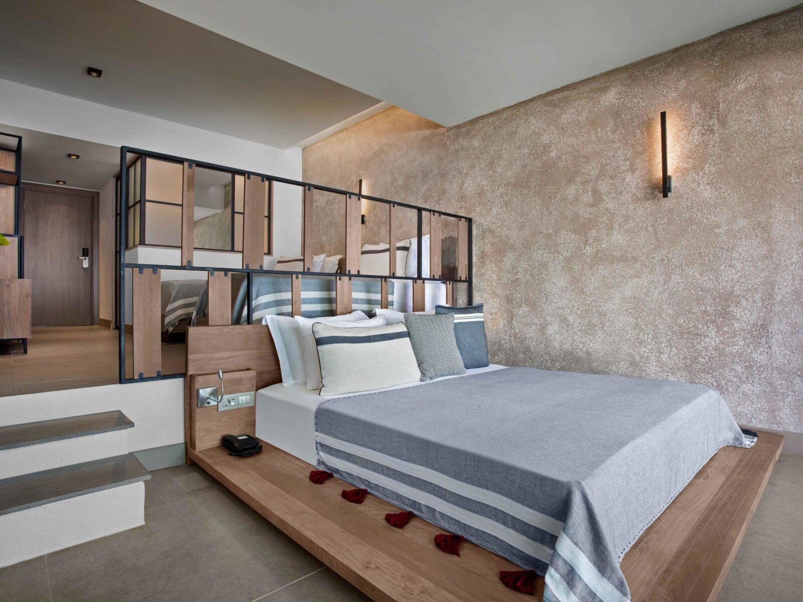 033 - Club Marvy by Paloma.jpg