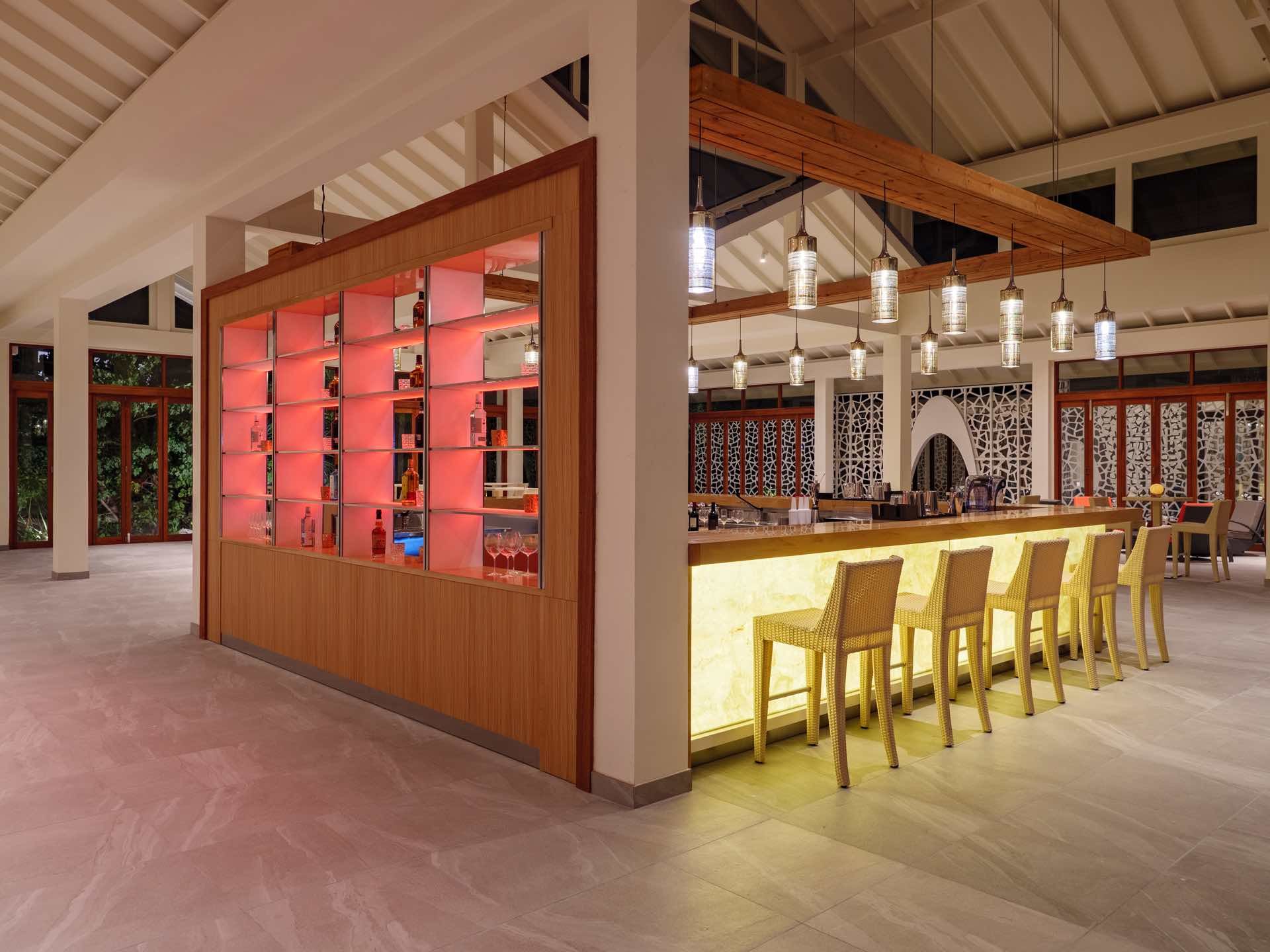 015 - The Standard, Huruvalhi Maldives.jpg