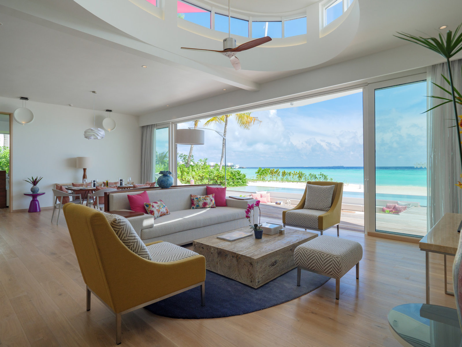 027 - LUX* North Male Atoll .jpg