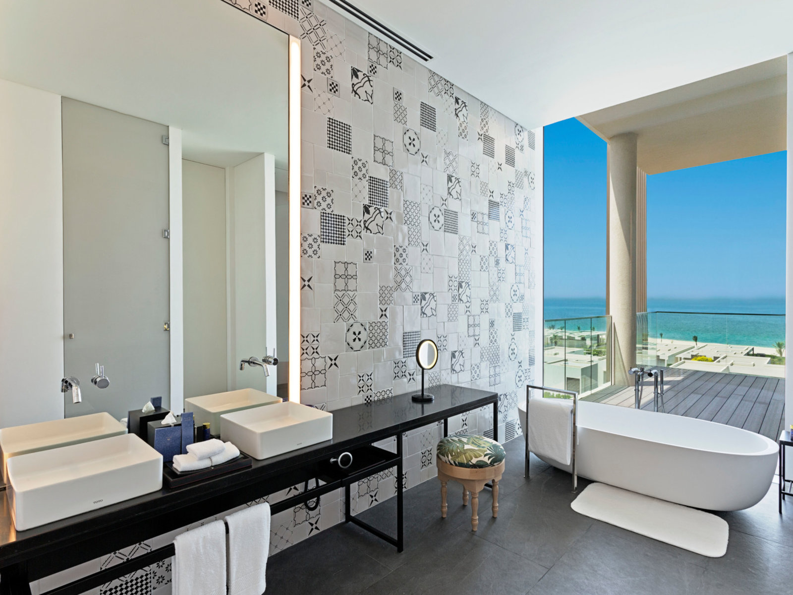 038 - The Oberoi Beach Resort Al Zorah.jpg