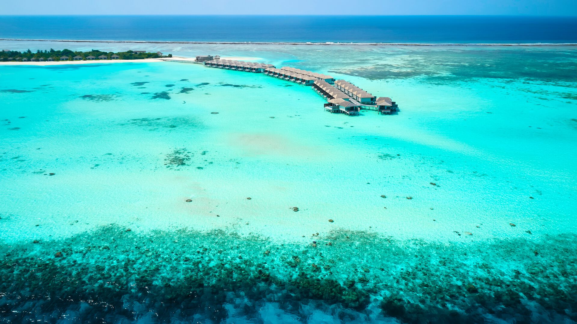 021 - Le Meridien Maldives Resort & Spa.jpg