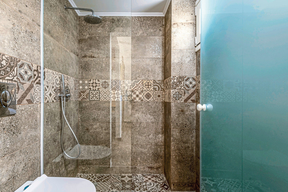 007 - Absolute Kiotari.jpg