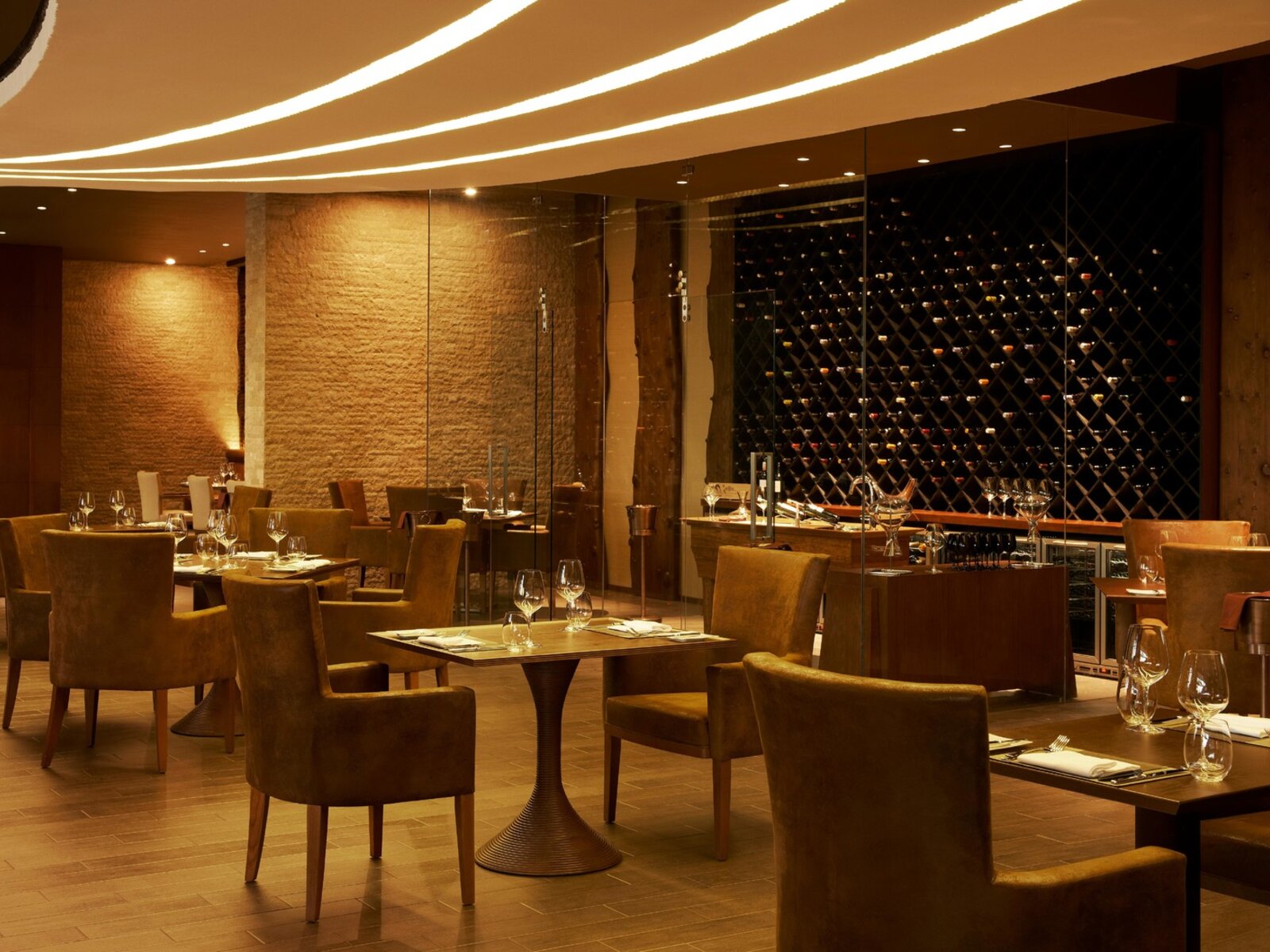 017 - Sofitel Dubai The Palm Resort & Spa.jpg