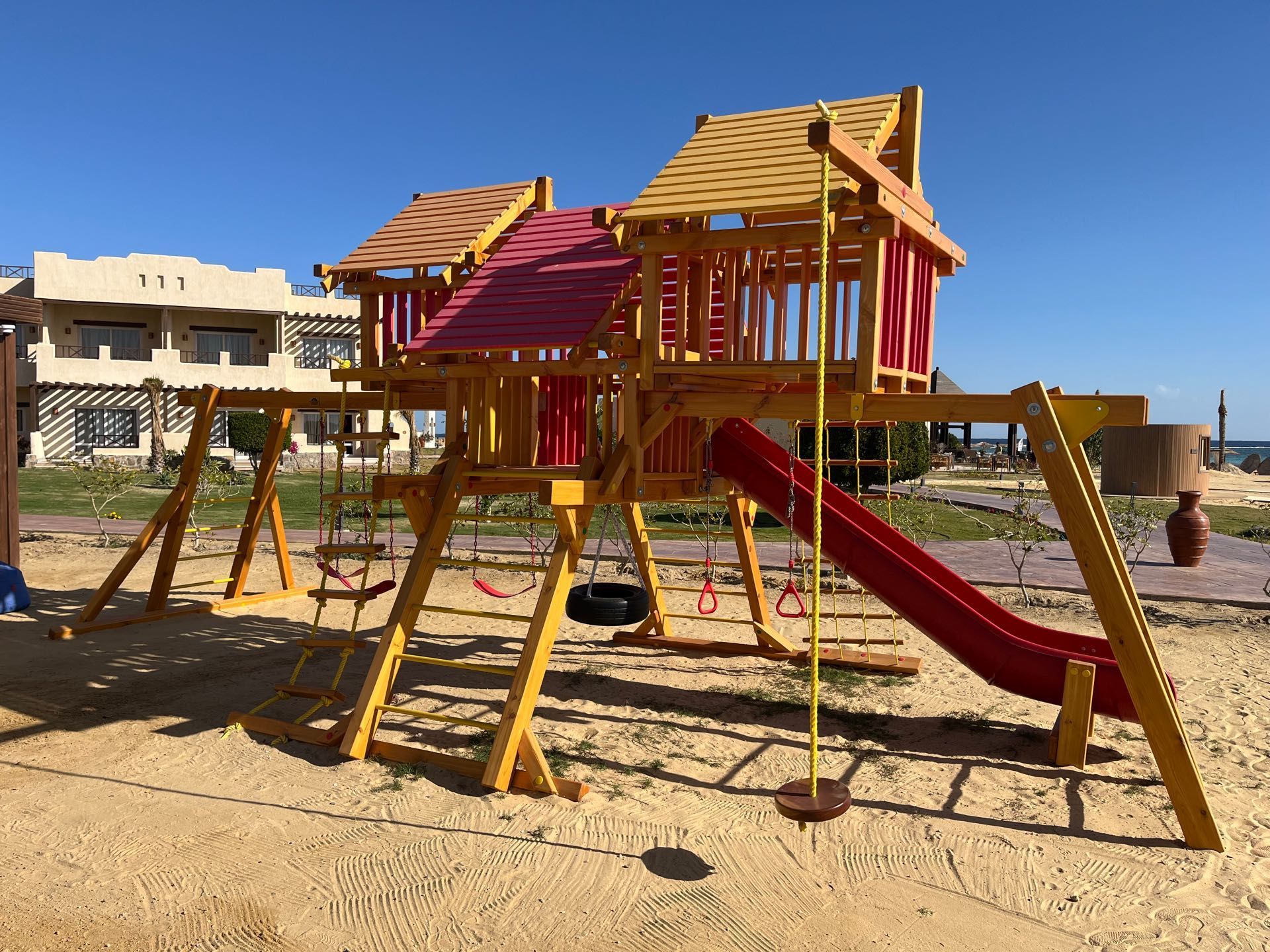 046 - True Beach Resort.jpg