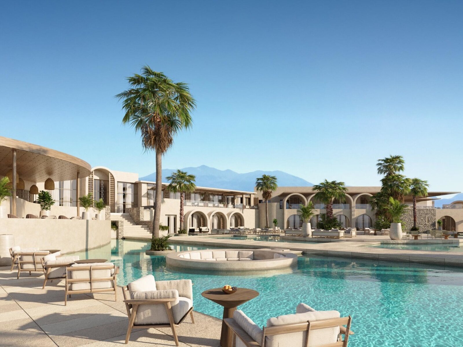 001 - Nana Royal.jpg