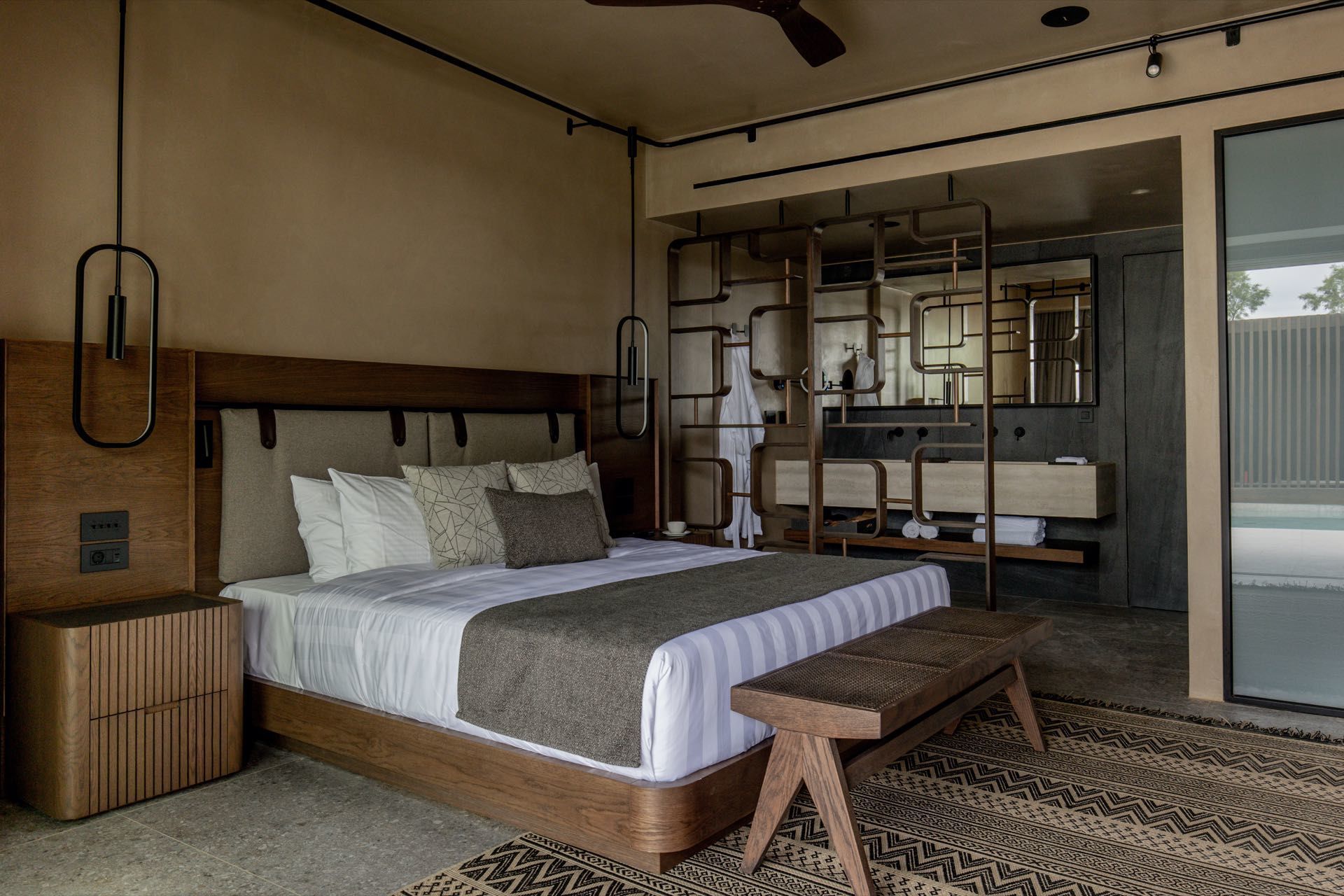 031 - Pnoe Breathing Life.jpg