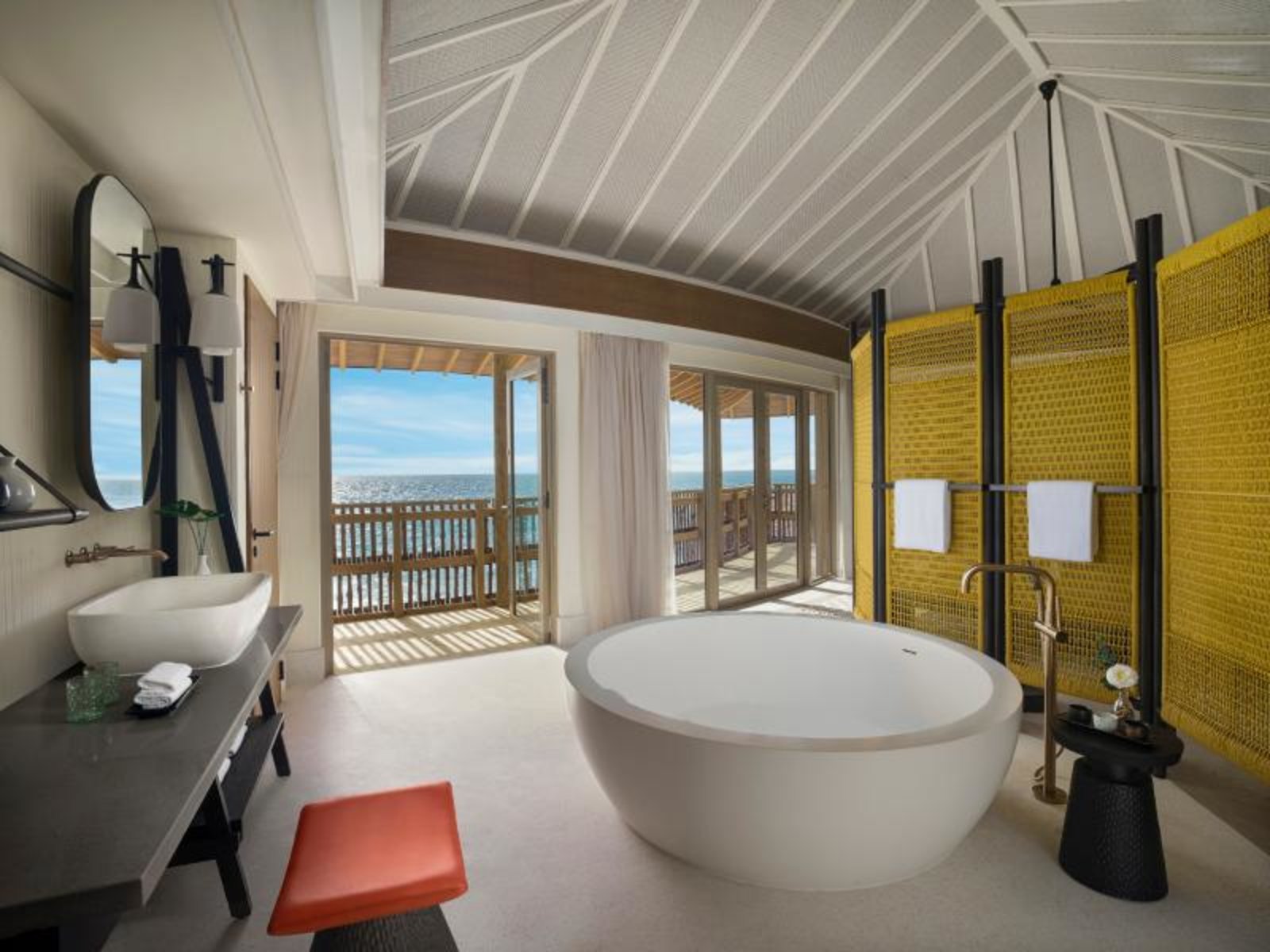 029 - InterContinental Maldives Maamunagau Resort .jpg