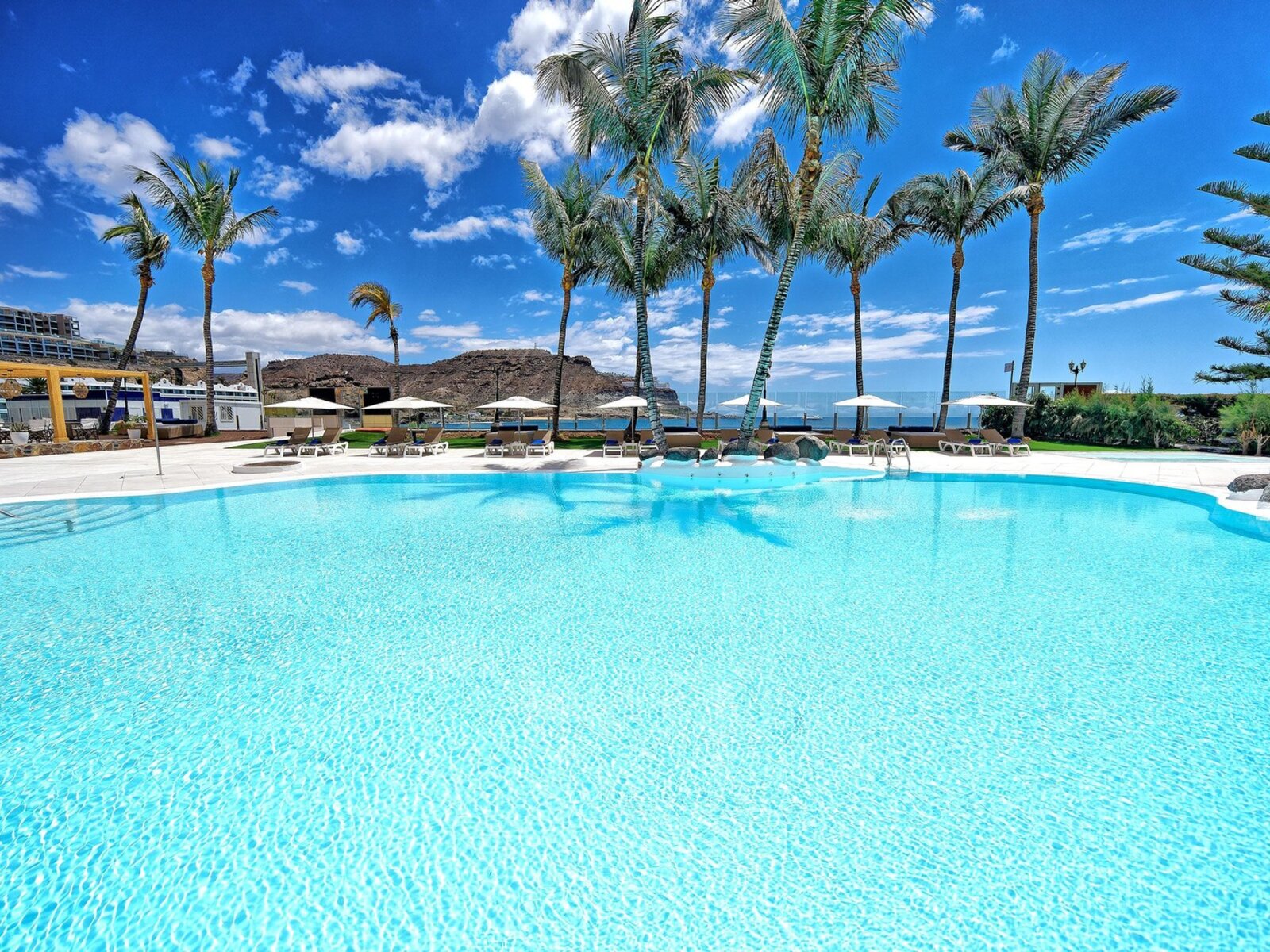 011 - LABRANDA Costa Mogan.jpg