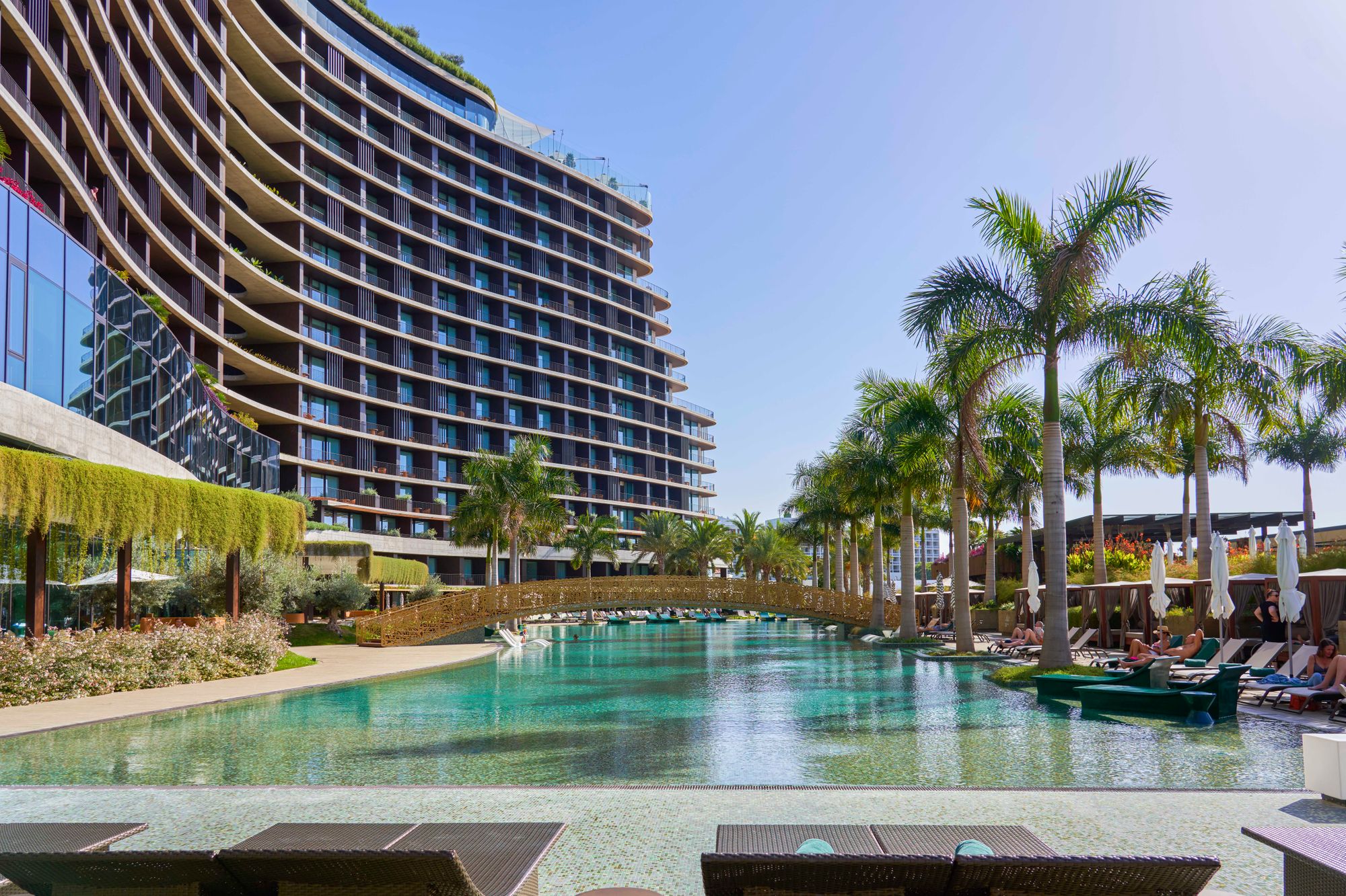 001 - Savoy Palace.jpg