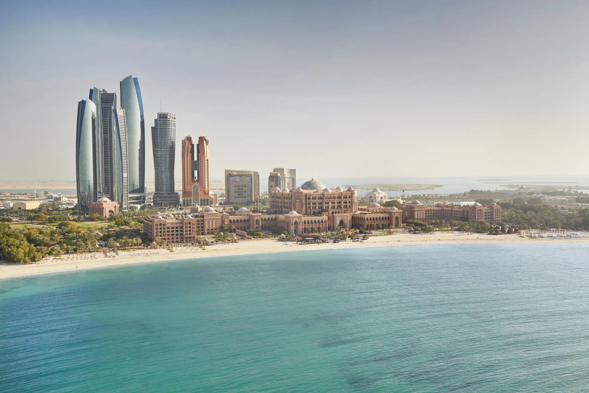 Emirates Palace Mandarin Oriental, Abu Dhabi · Außenansicht – Skyline  