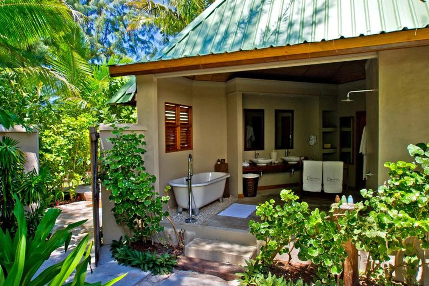 Denis Private Island · Beachfront Spa Cottage