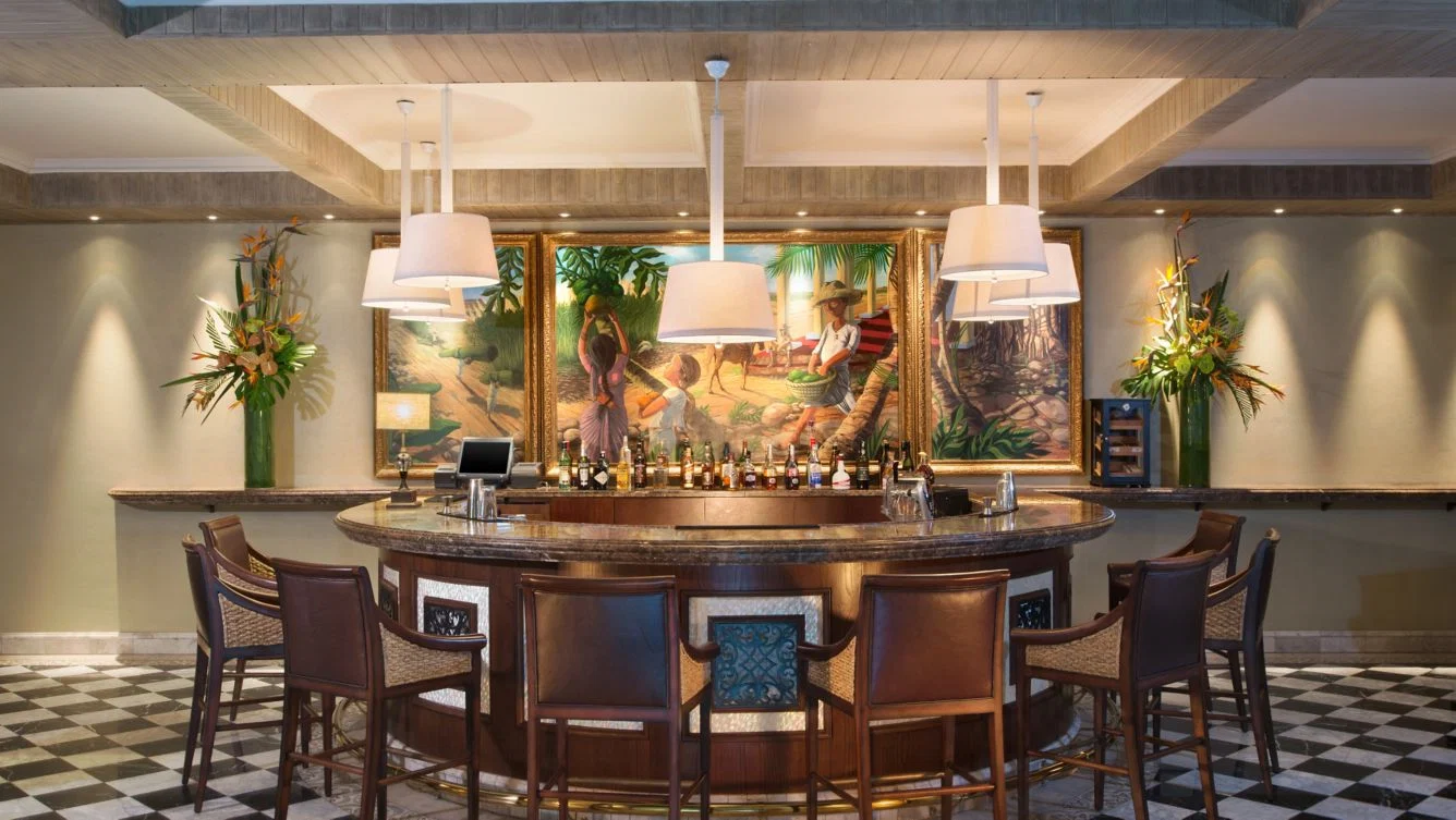 The St. Regis Le Morne Resort, Mauritius · The St. Regis Bar