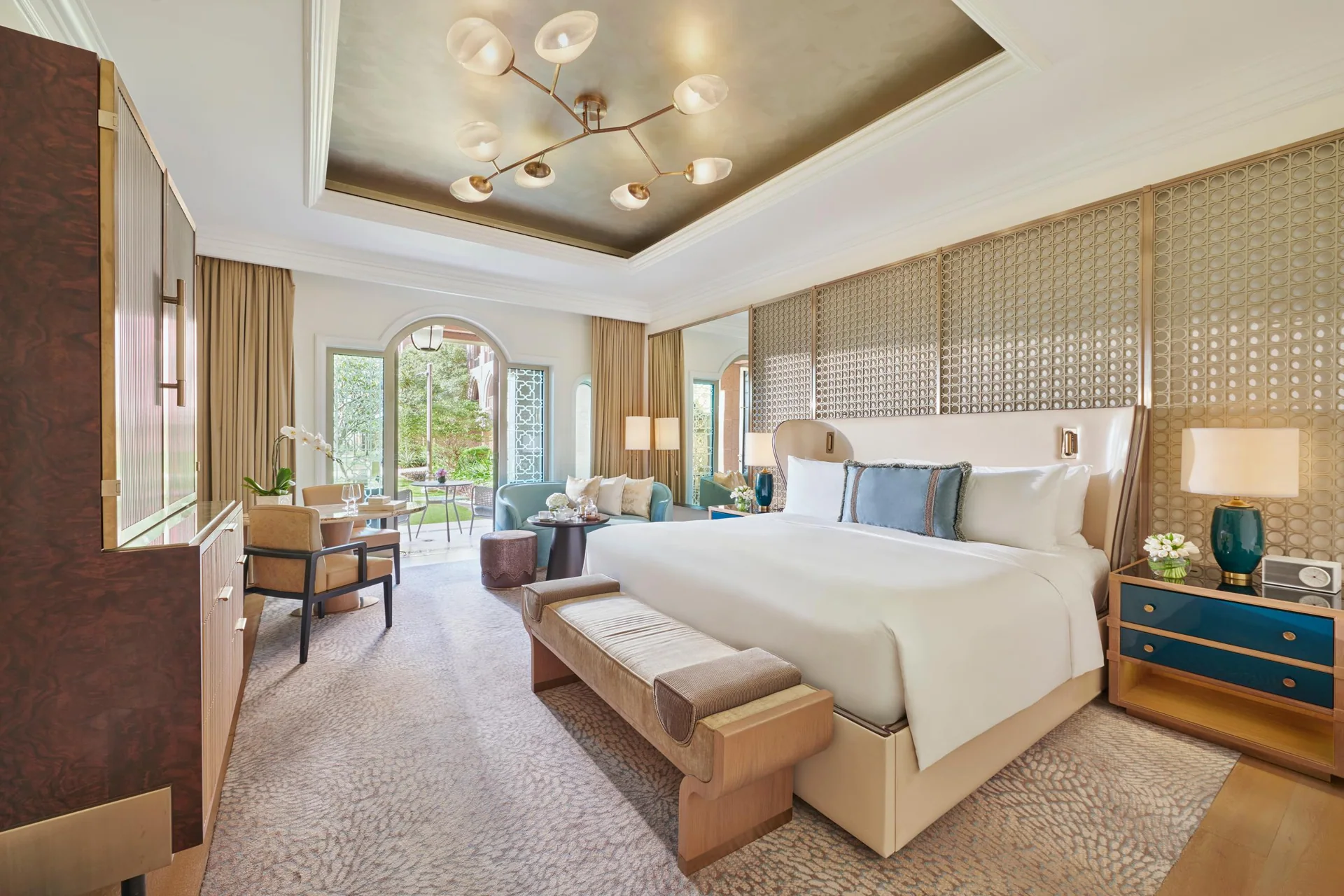 Emirates Palace Mandarin Oriental, Abu Dhabi · Deluxe-Terrassen-Zimmer