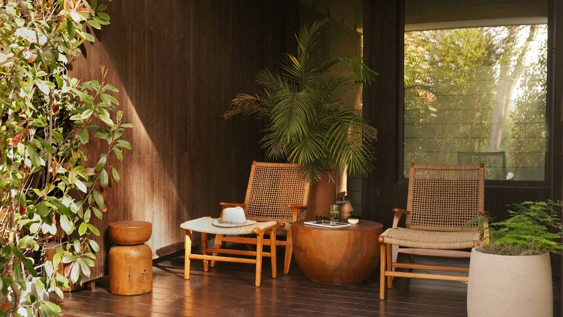 Kimpton Aysla Mallorca · King-Size-Bett mit Privatgarten