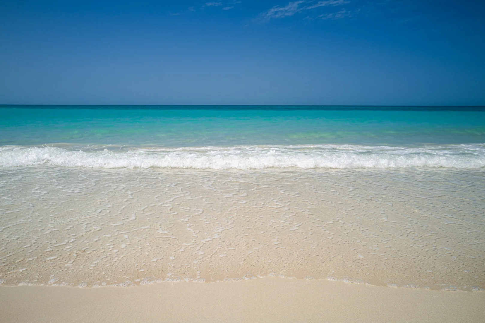 Saadiyat Rotana Resort & Villas · Sandstrand und Meer auf Saadiyat Island